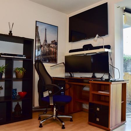 Appartment Mit Grossem Balkon Im Belgischen Viertel Cologne Luaran gambar